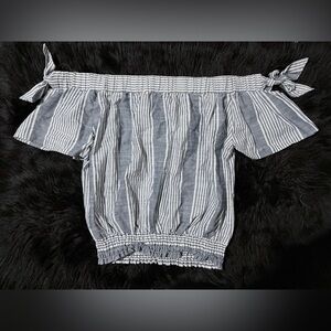 NWT Chocolate USA L Cute Blue & White Off-Shoulder Woman’s Short Sleeve Blouse